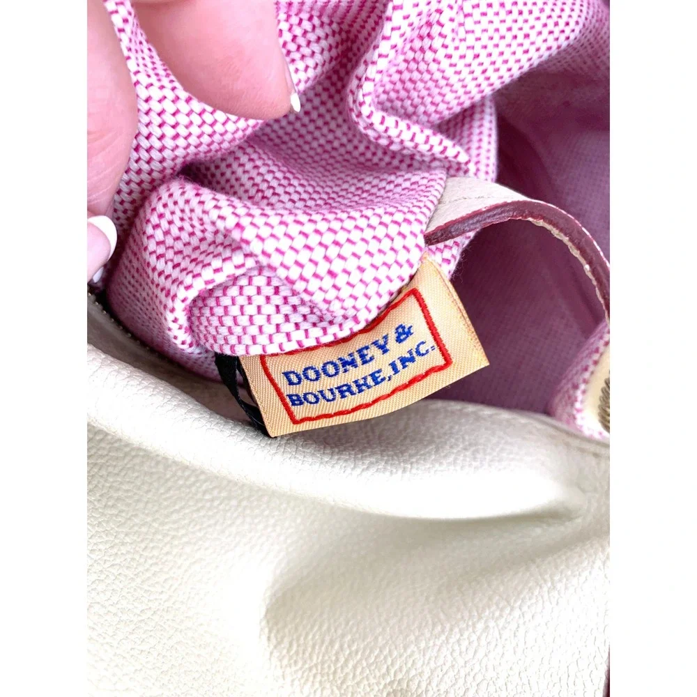 Dooney & Bourke DILLEN Cream Pebbled Leather Shoulder Bag with Dust Bag EUC